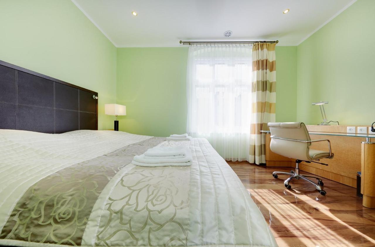 Aparthotel Katowice Buitenkant foto
