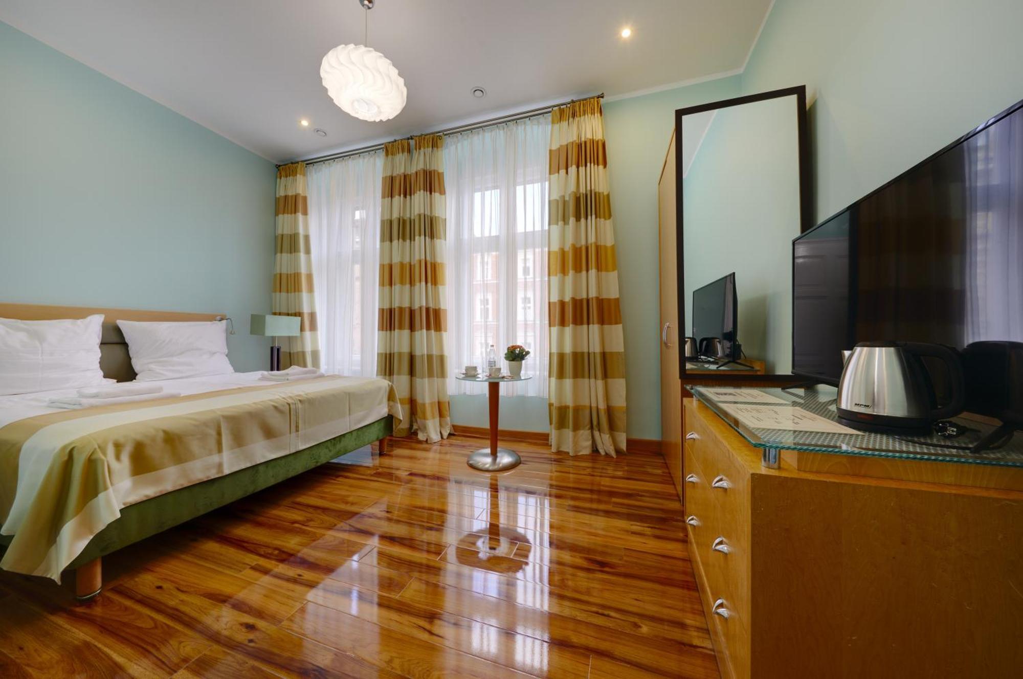 Aparthotel Katowice Buitenkant foto